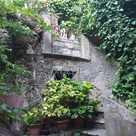 Palazzo Caracciolo Hotel Gerace Exterior photo