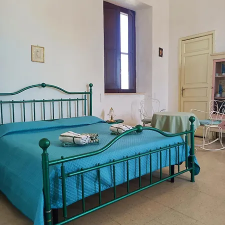 Palazzo Caracciolo Hotel Gerace Exterior photo