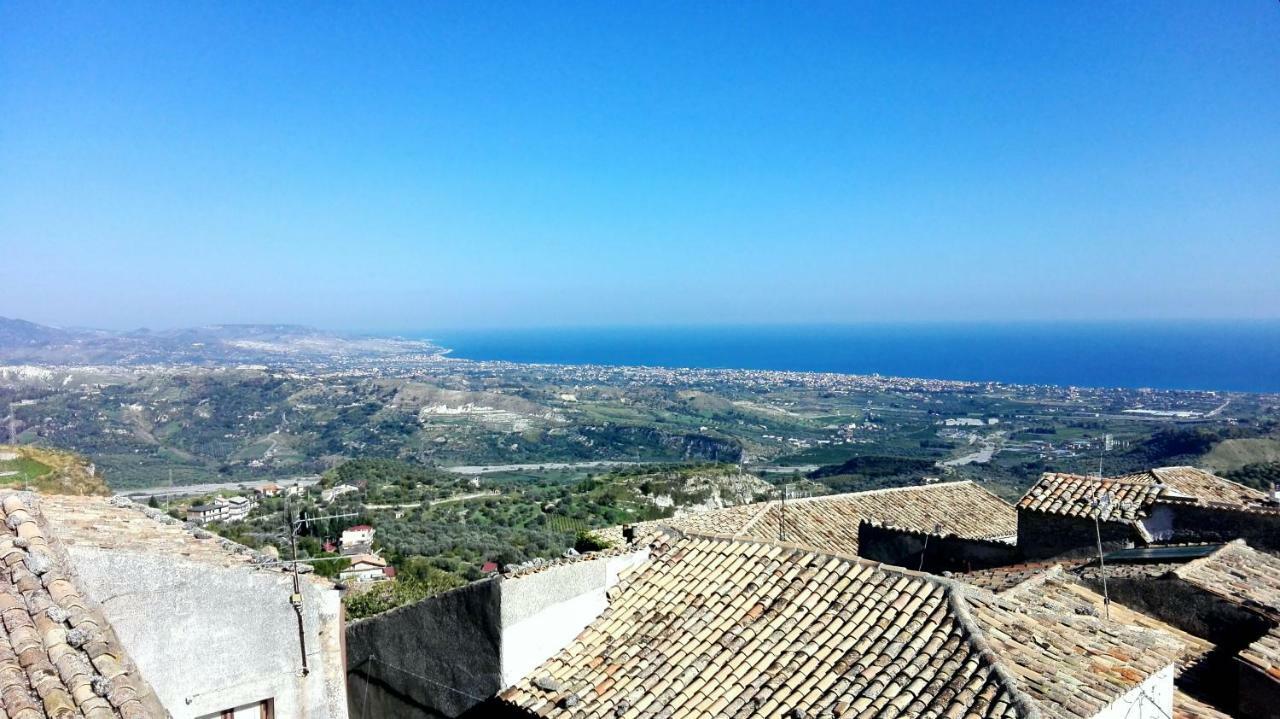 Palazzo Caracciolo Affittacamere Gerace